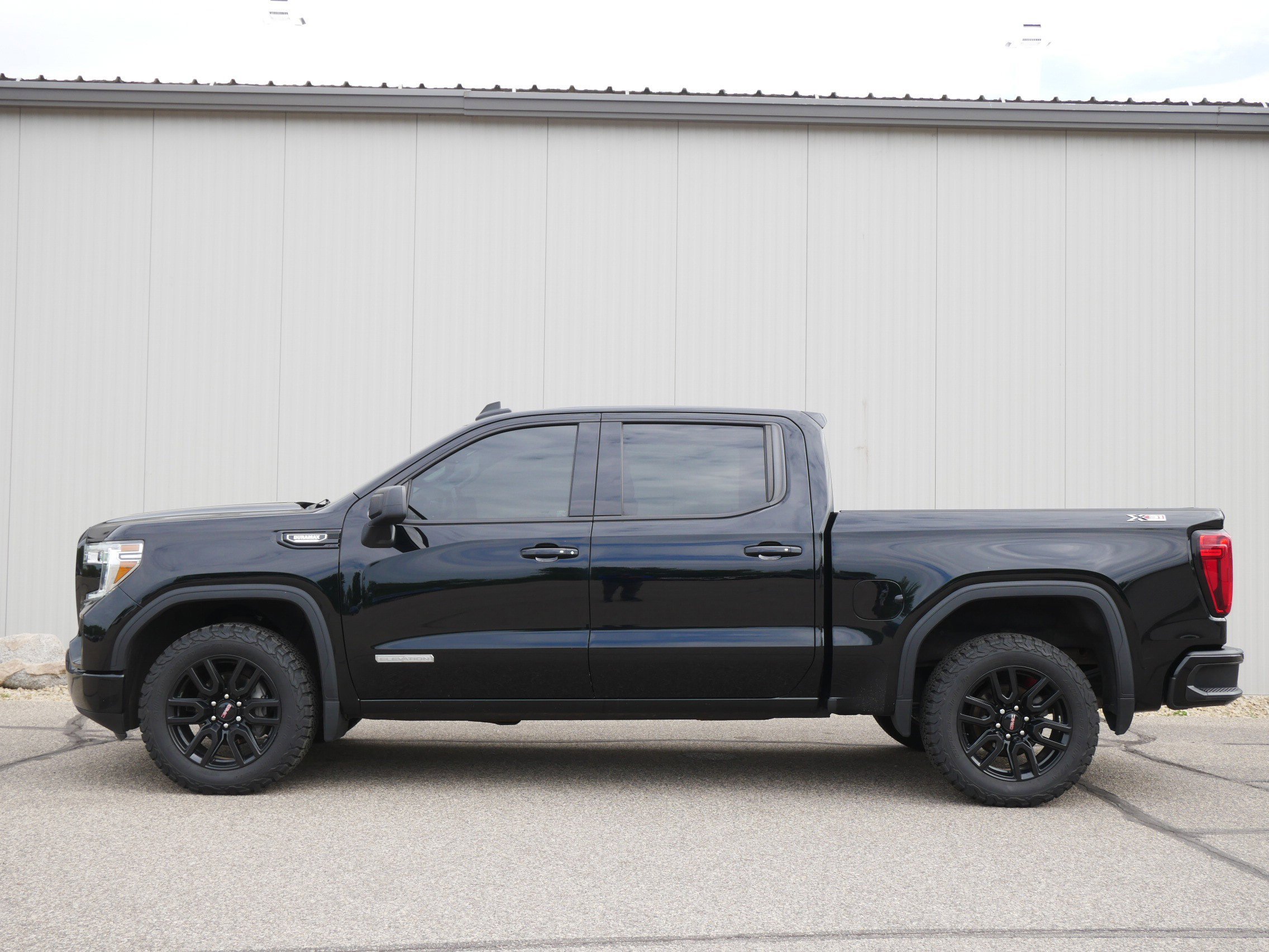 Used 2021 GMC Sierra 1500 Elevation with VIN 3GTU9CET3MG463652 for sale in Hastings, Minnesota