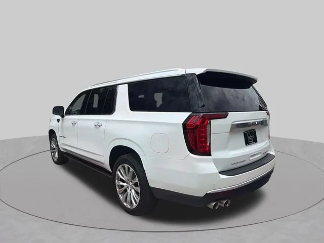 Used 2022 White GMC Denali image 7