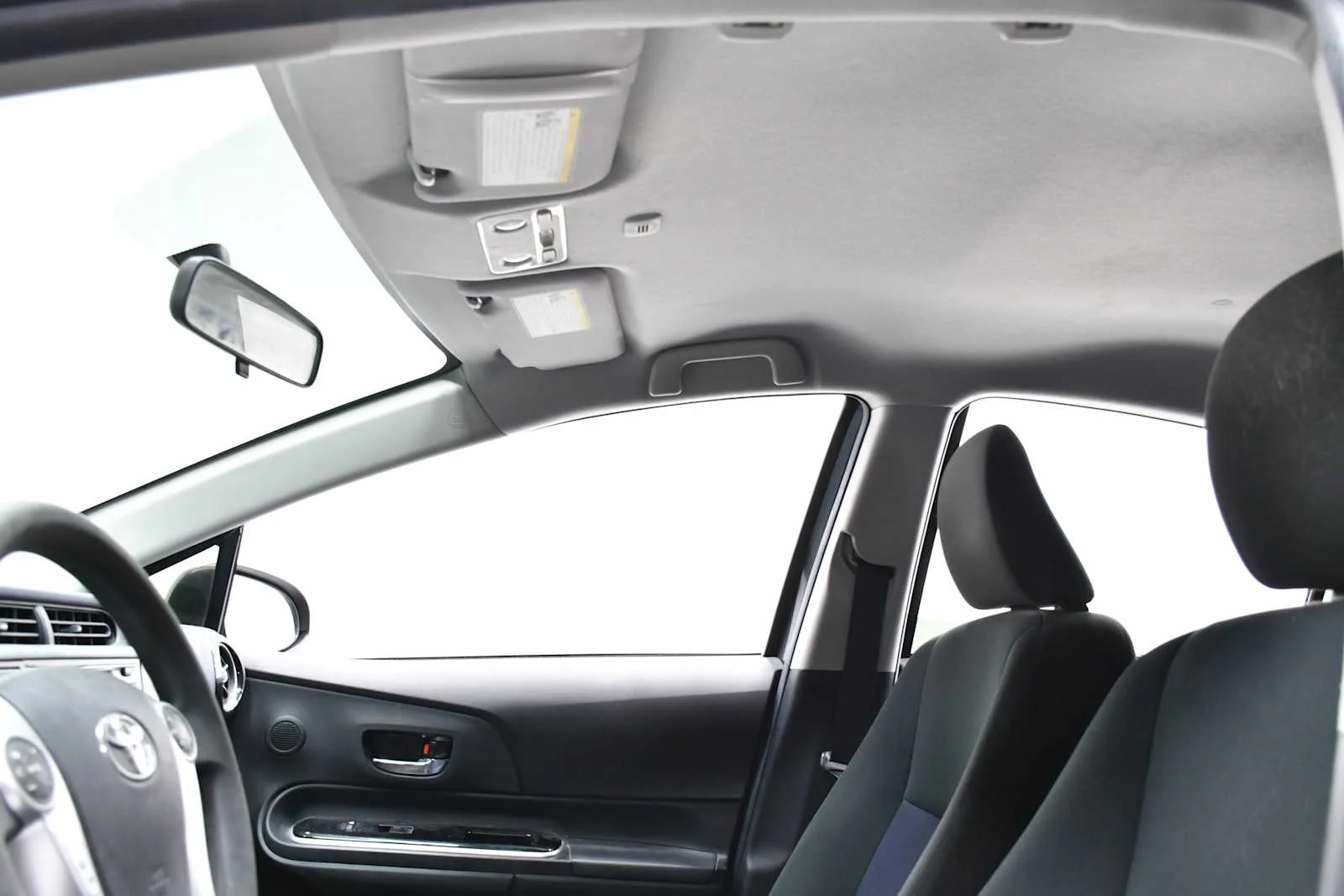 Used 2015 Magnetic Gray Metallic Toyota Two image 11