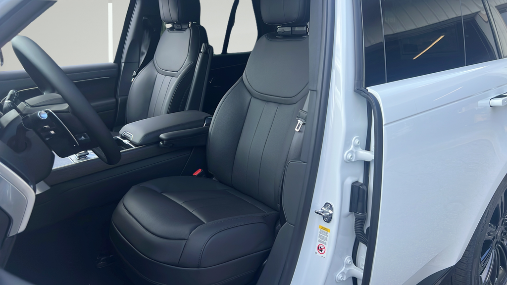 New 2027 White Land Rover SE image 13