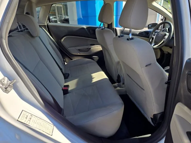 Used 2018 White Ford SE image 19