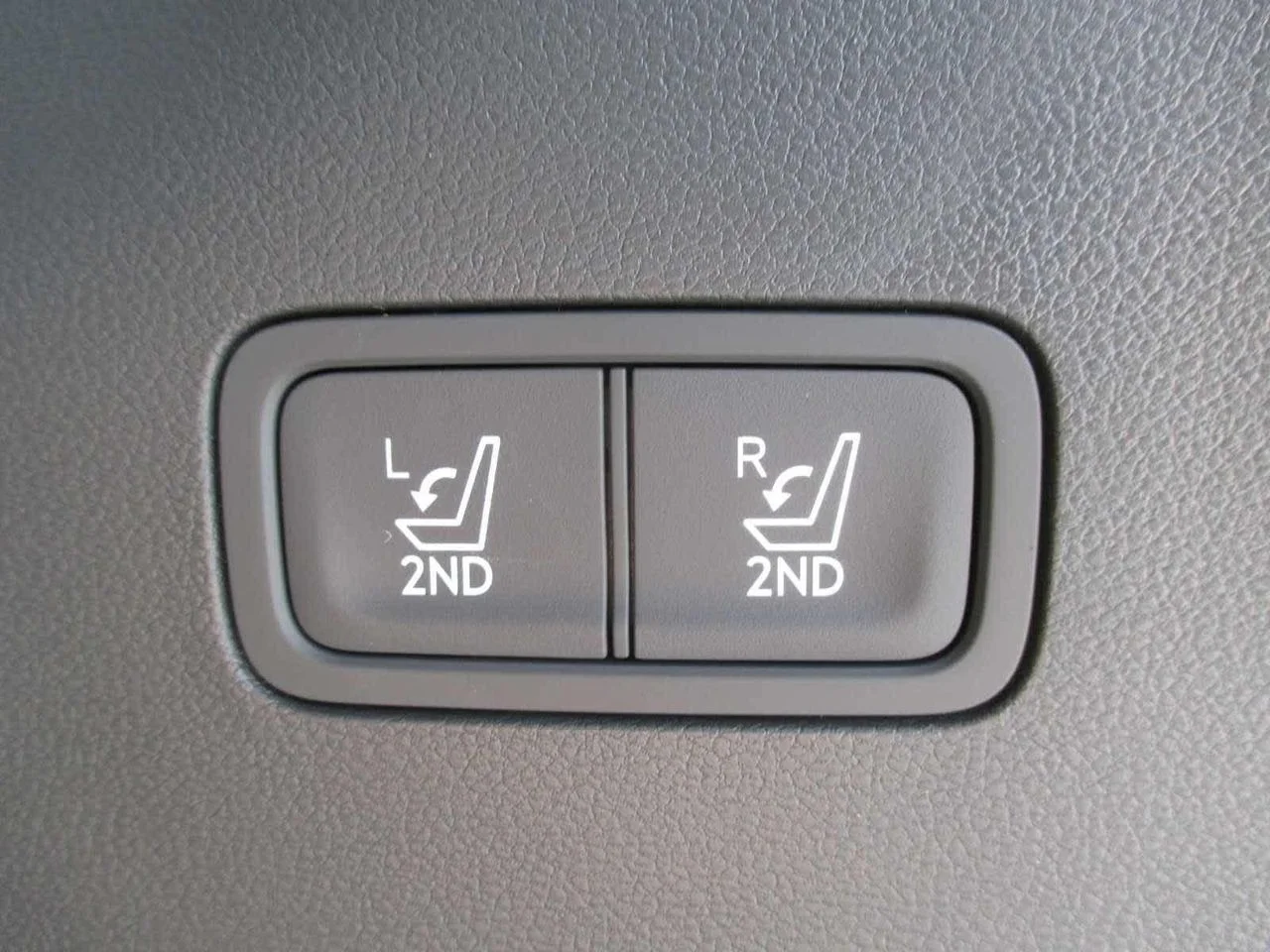New 2026 Gray Hyundai SEL image 8