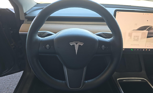 Used 2022 Midnight Silver Metallic Tesla Long Range image 6