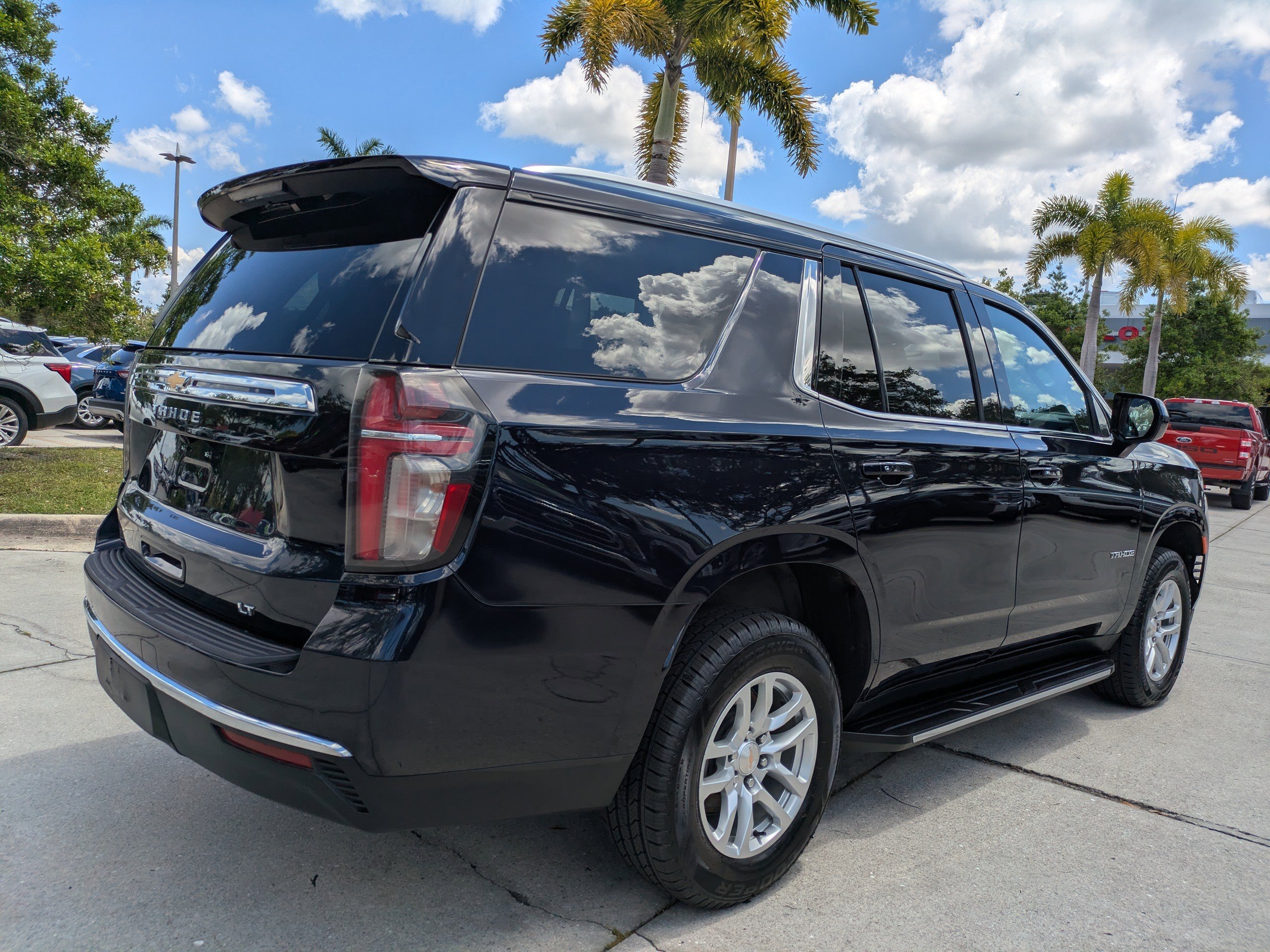Used 2024 Midnight Blue Metallic Chevrolet LT image 4