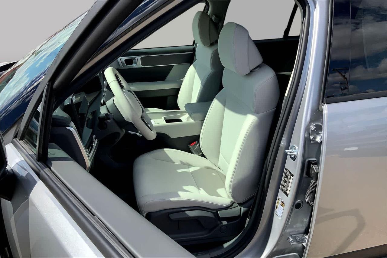2026 Hyundai Santa Fe SE - Photo 9