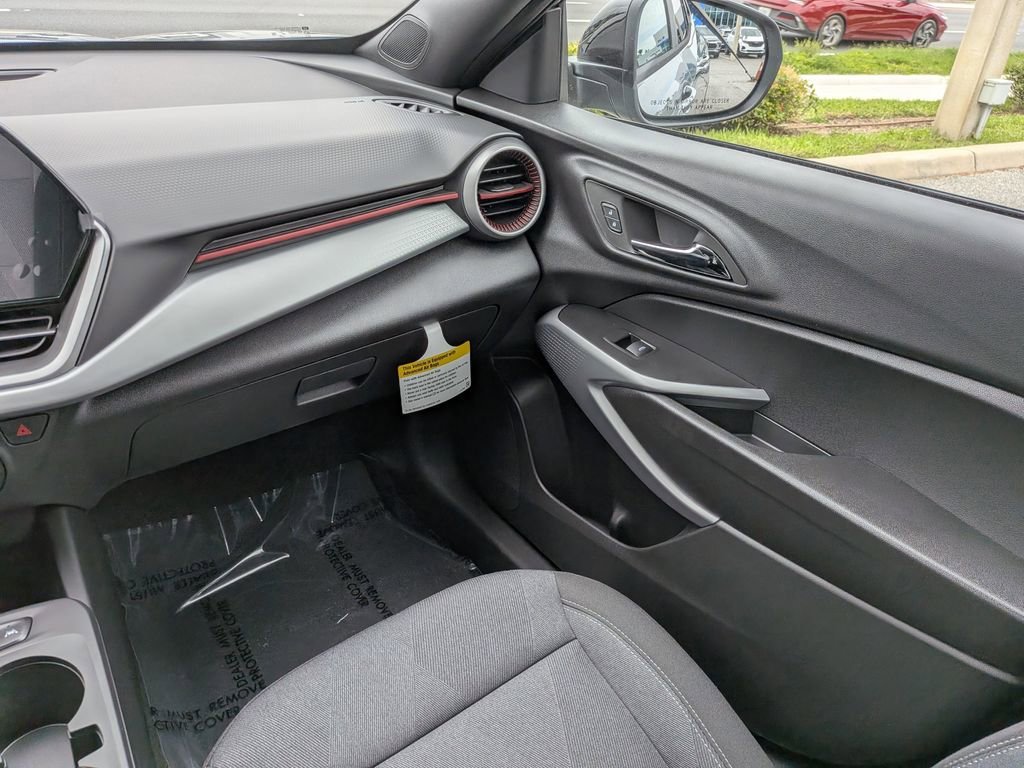 2026 Chevrolet Trax RS - Photo 16