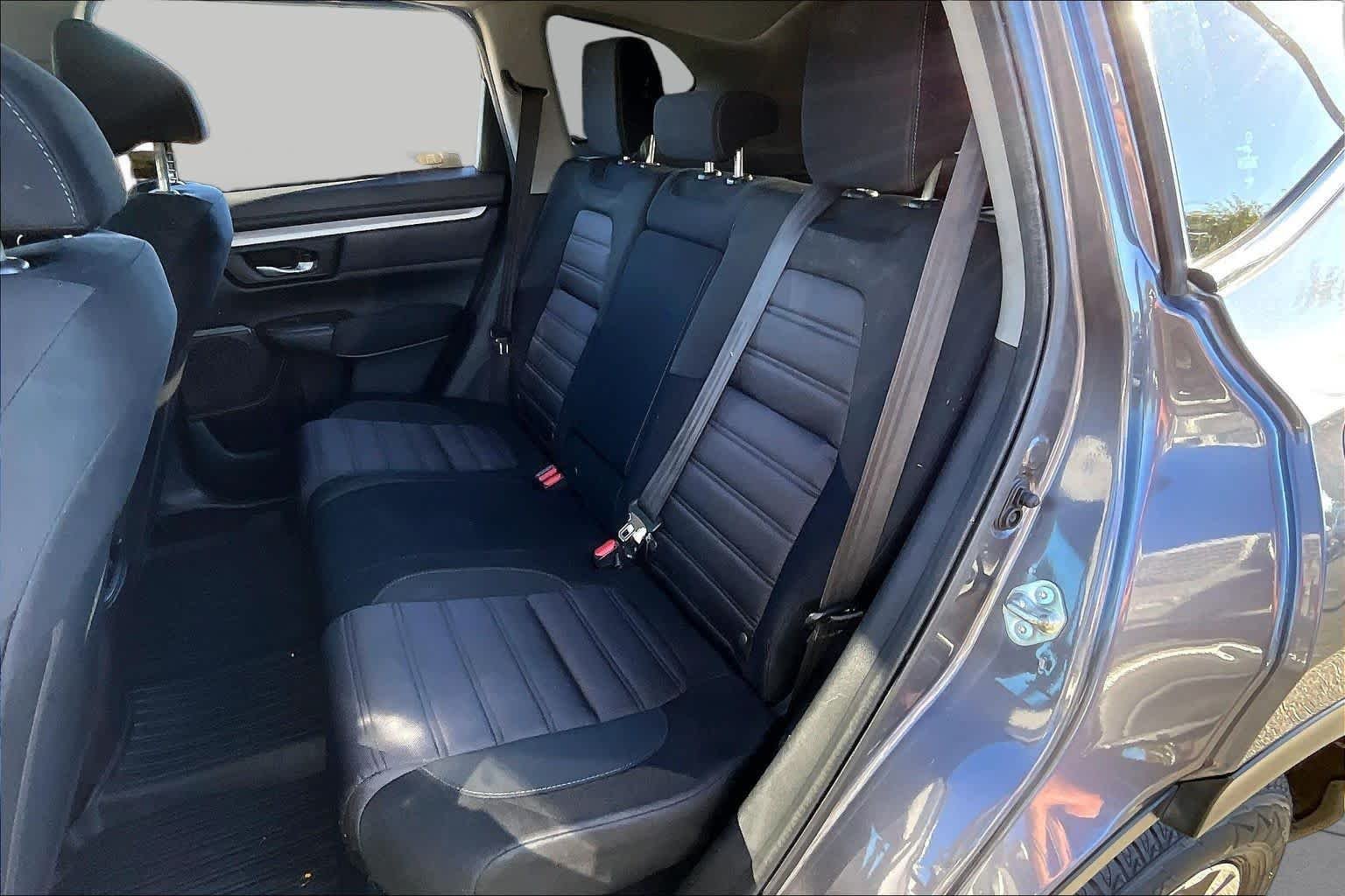 Used 2018 Modern Steel Metallic Honda LX image 20