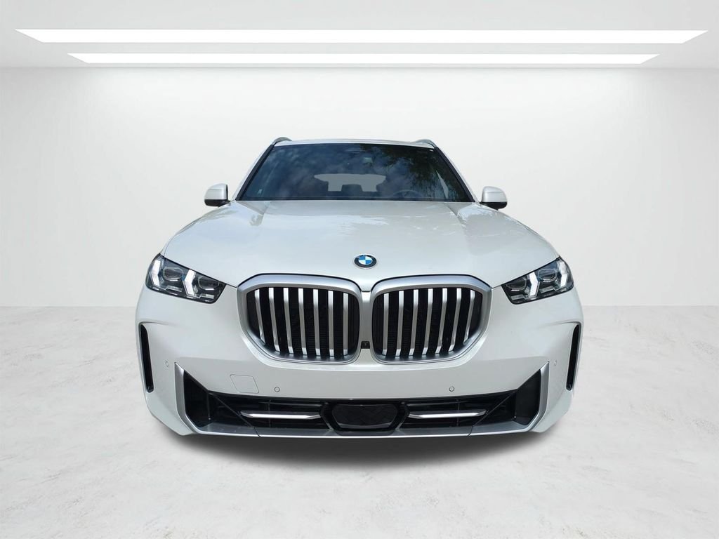 New 2026 White Metallic BMW xDrive40i image 9
