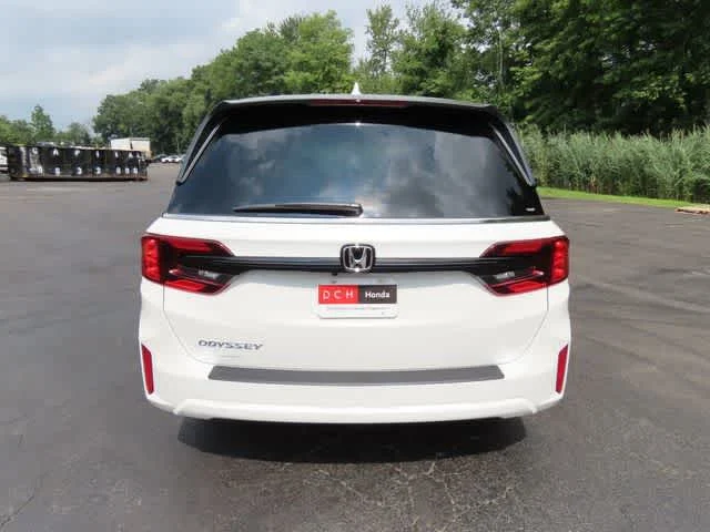 New 2026 Platinum White Pearl Honda EX-L image 5