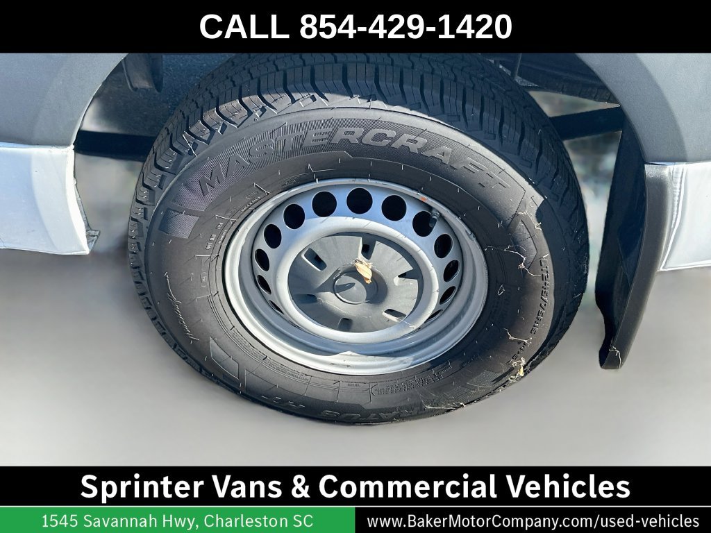 Used 2020 White Freightliner Base image 30
