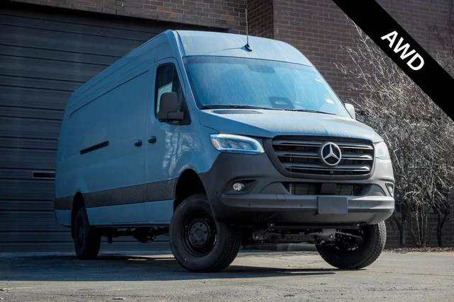 2026 Mercedes-Benz Sprinter 2500 Cargo 170 WB