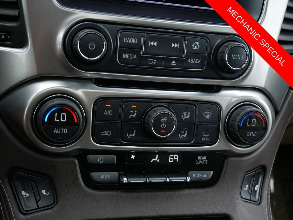 Used 2016 Silver Chevrolet LT image 26