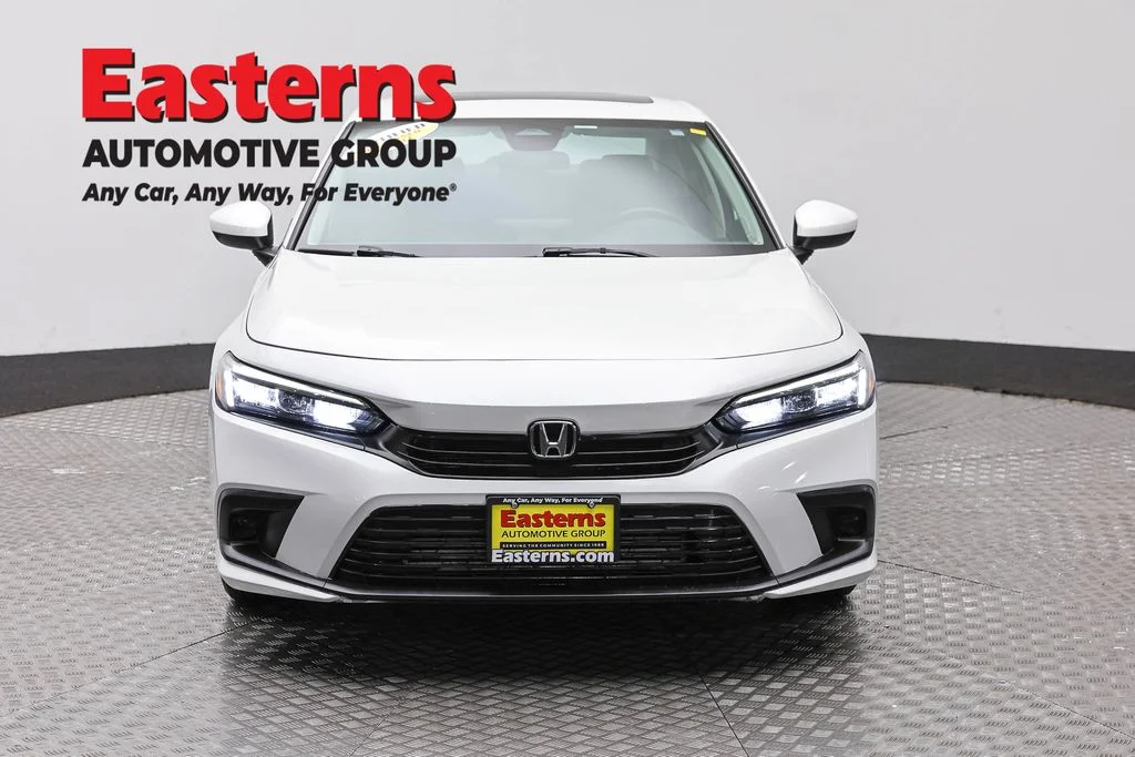 Used 2024 White Honda EX image 2