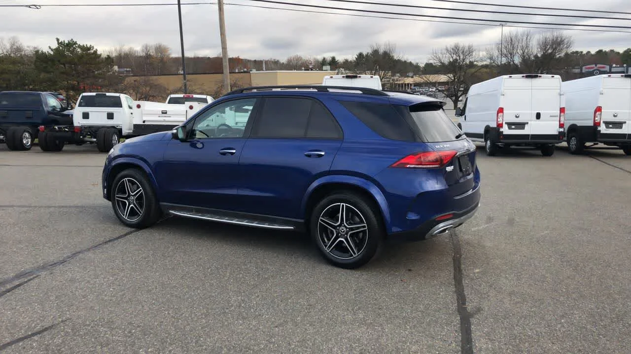 Used 2020 Brilliant Blue Metallic Mercedes-Benz GLE 350 image 6