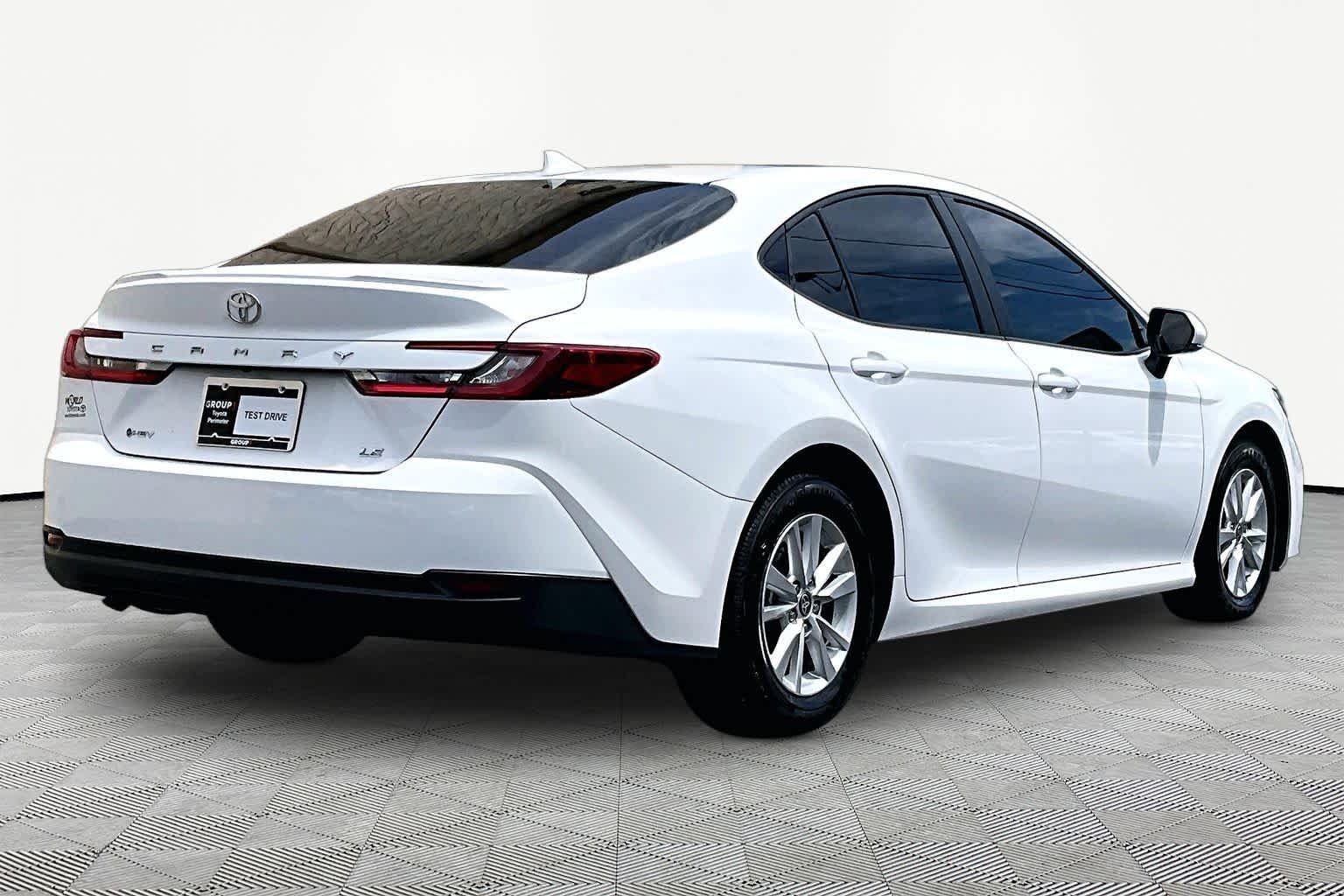 Used 2025 Ice Cap Toyota LE image 13