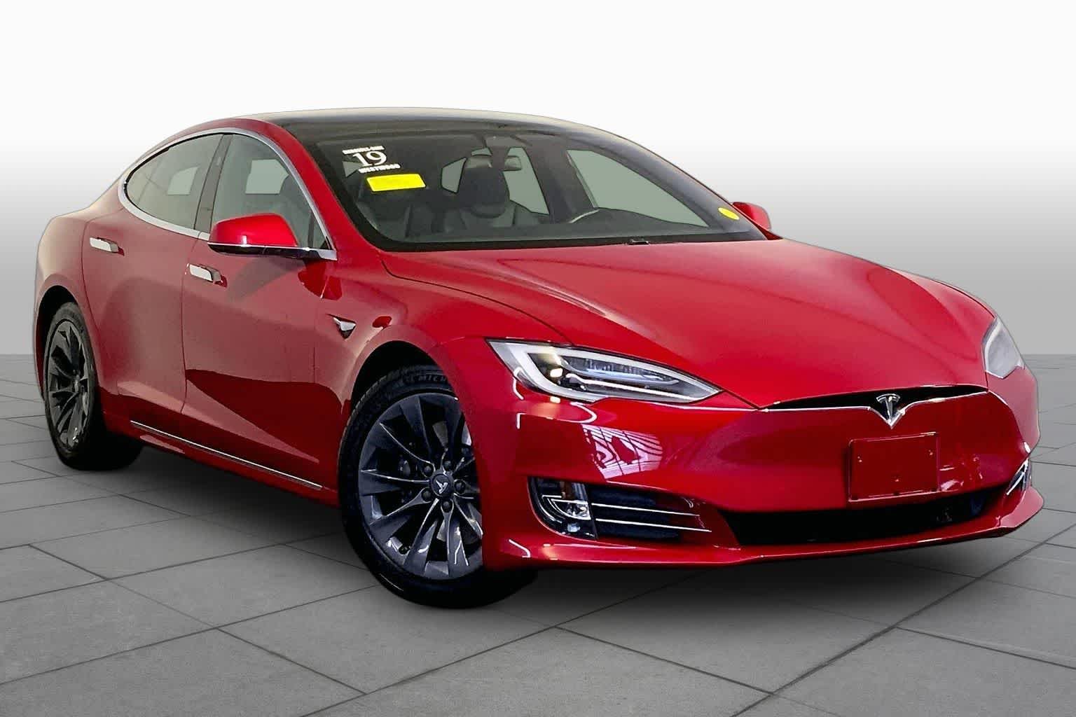 Used 2019 Red Multi-Coat Tesla 100D image 2