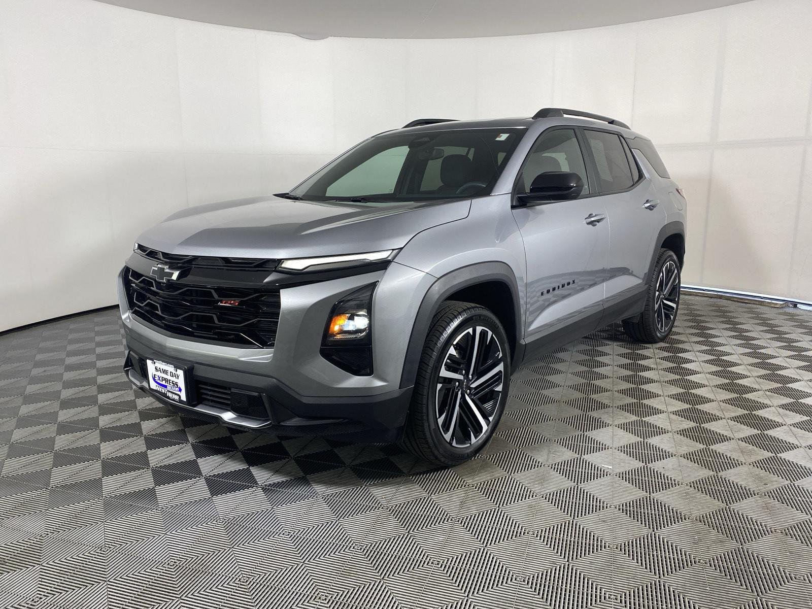 Used 2026 Sterling Gray Metallic Chevrolet AWD RS image 3