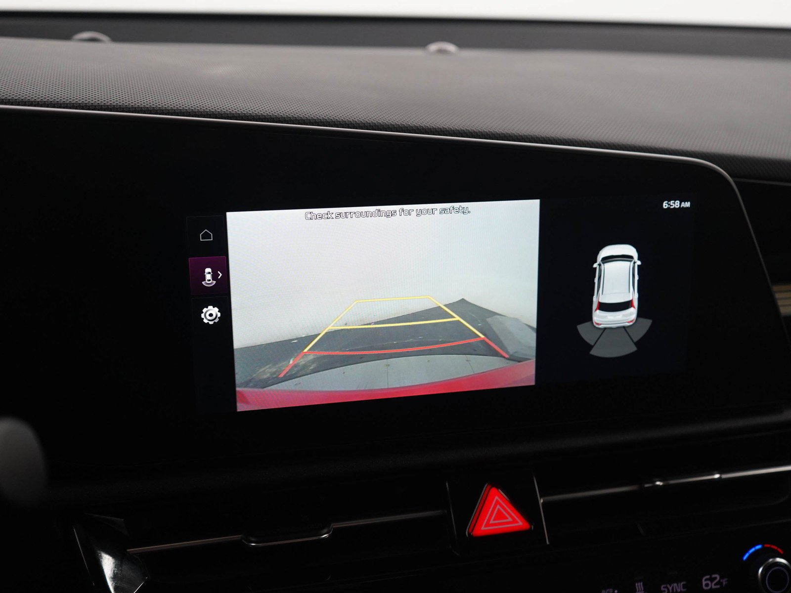 Used 2023 Runway Red Kia Wind image 29