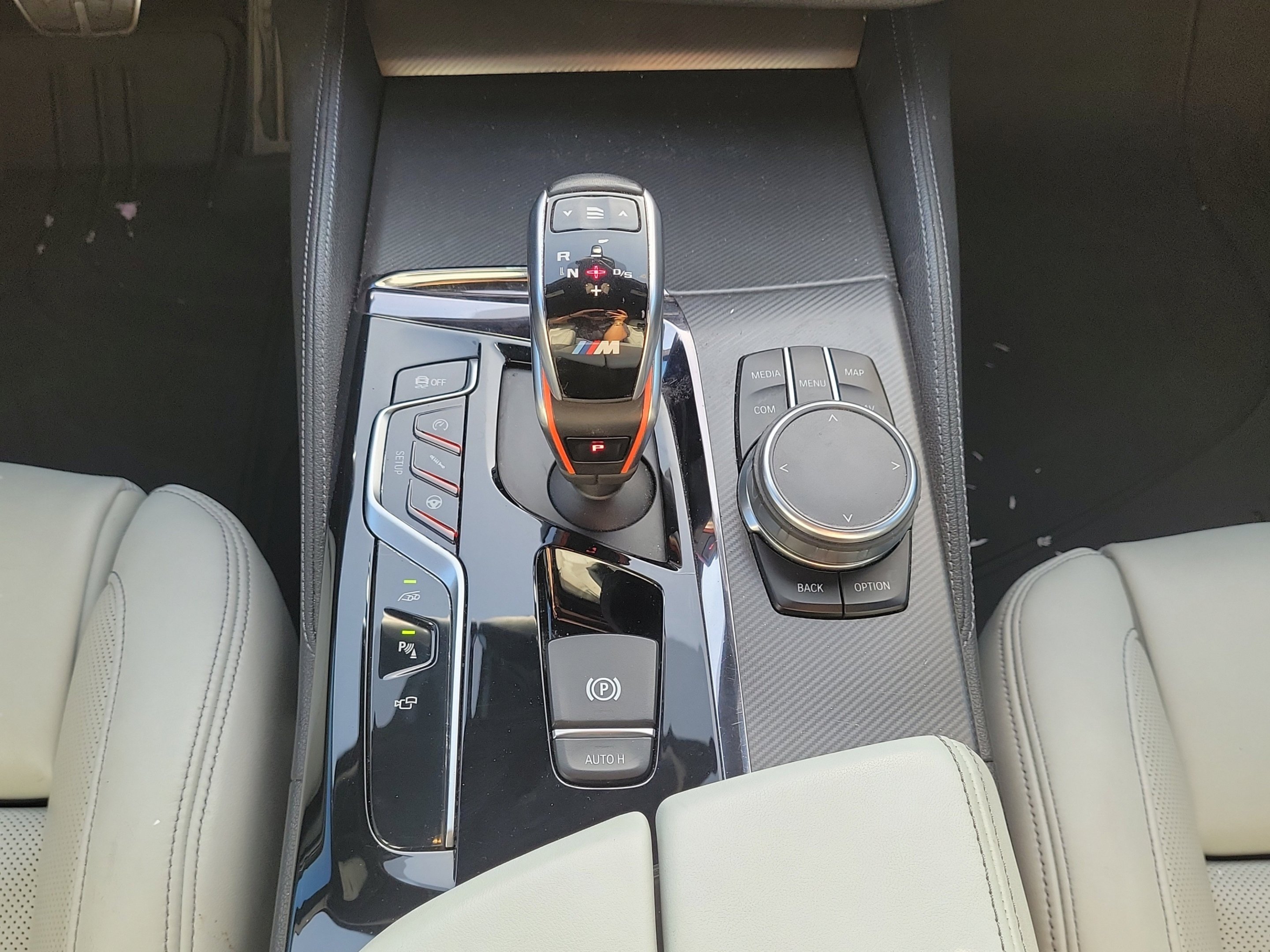 Used 2018 Blue Metallic BMW Base image 20