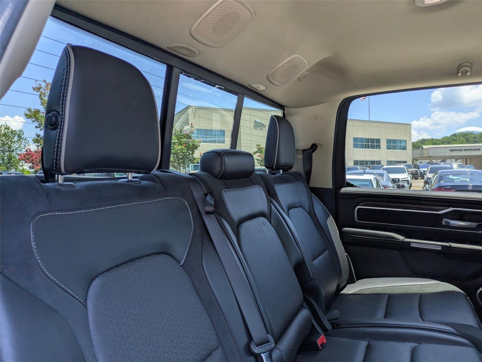 Used 2020 Granite Crystal Metallic Clearcoat Ram Laramie image 29