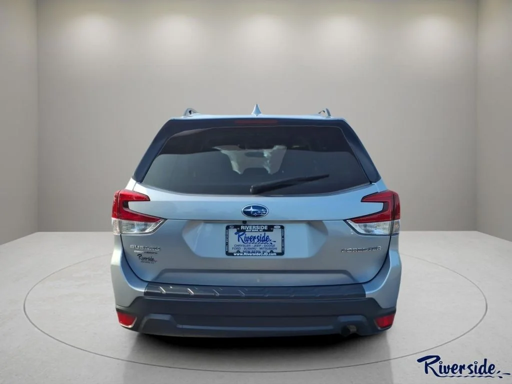 Used 2023 Silver Subaru Premium image 3