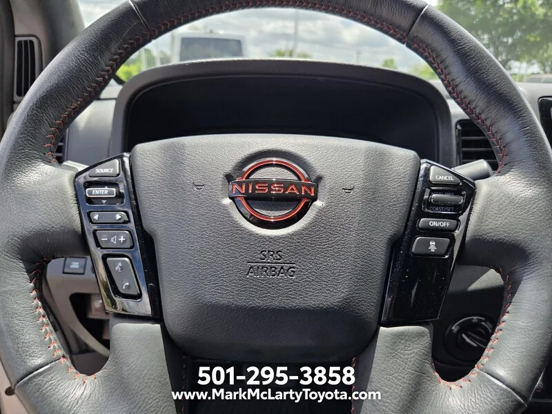 Used 2023 Glacier White NISSAN CREW CAB 4X4 PRO-4X AUTO image 23