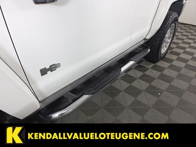 Used 2007 White Hummer Base image 12