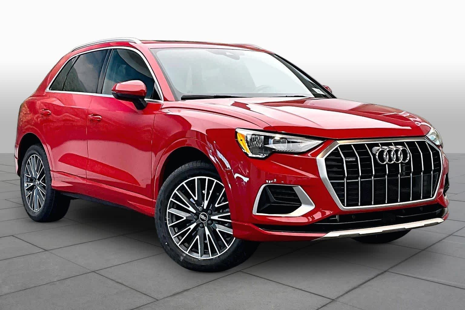 Pre-Owned 2022 Audi Q3 Premium