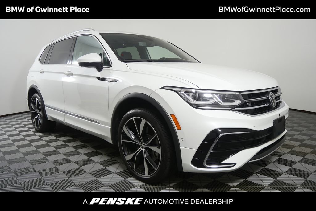 2024 Volkswagen Tiguan 2.0T SEL R-Line 4Motion's photo
