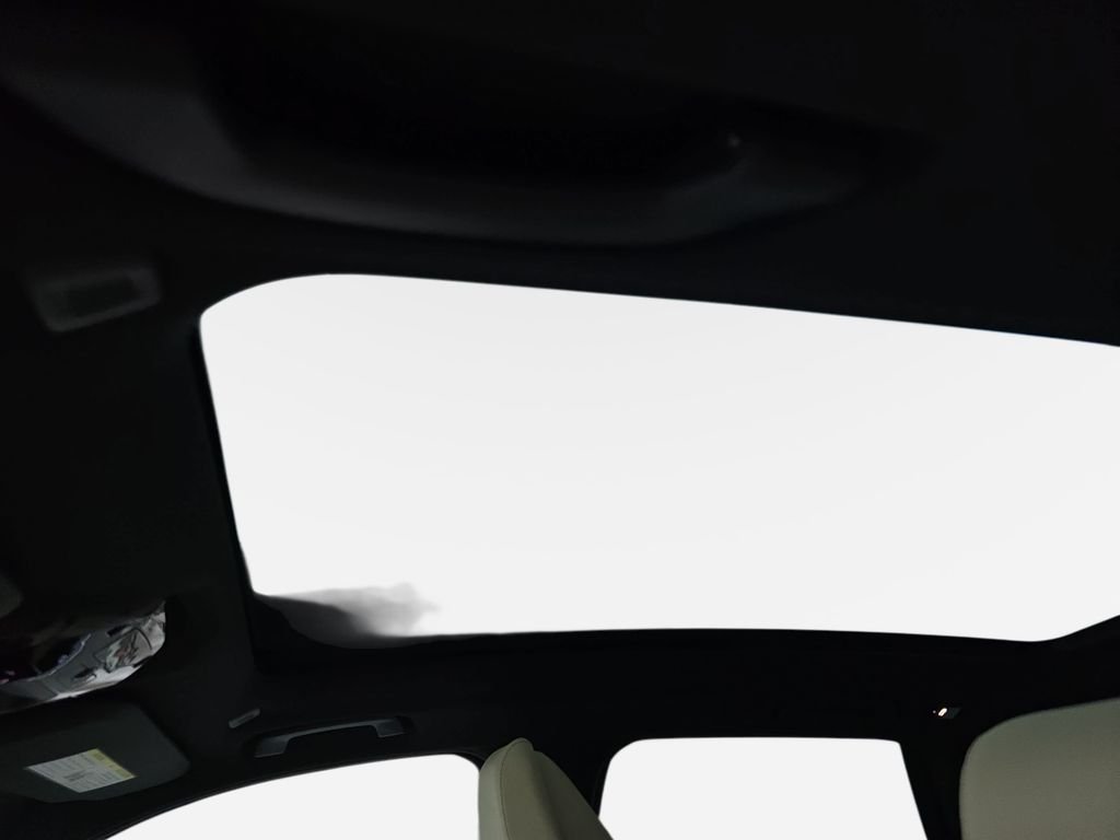 New 2026 Mineral White Metallic BMW 30 xDrive image 29