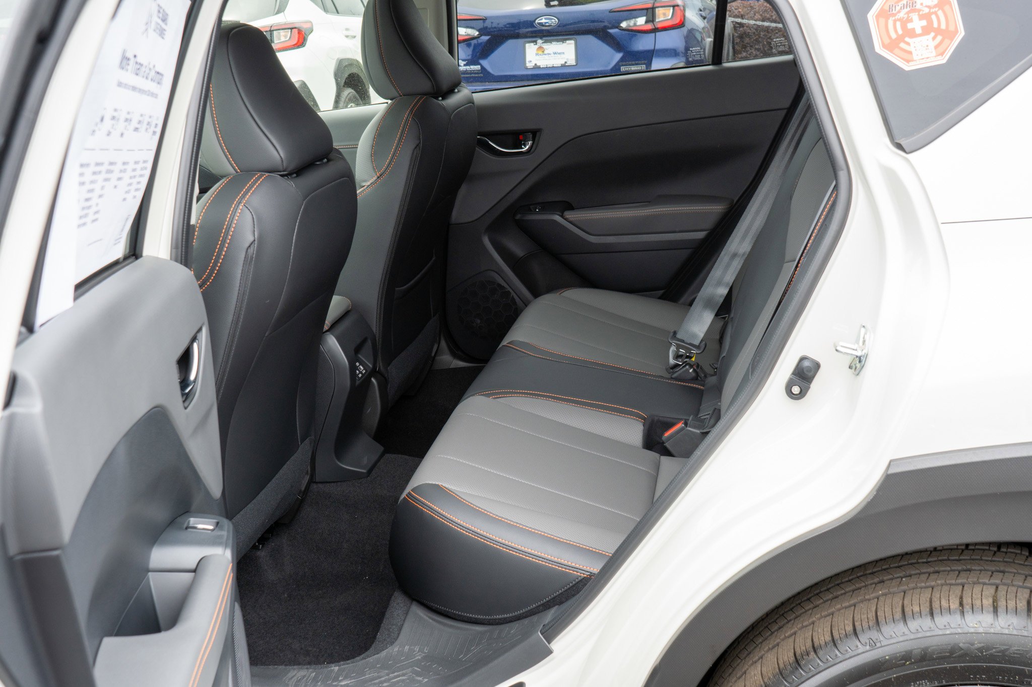 New 2026 CRYSTAL WHITE PEARL Subaru Limited Hybrid image 32