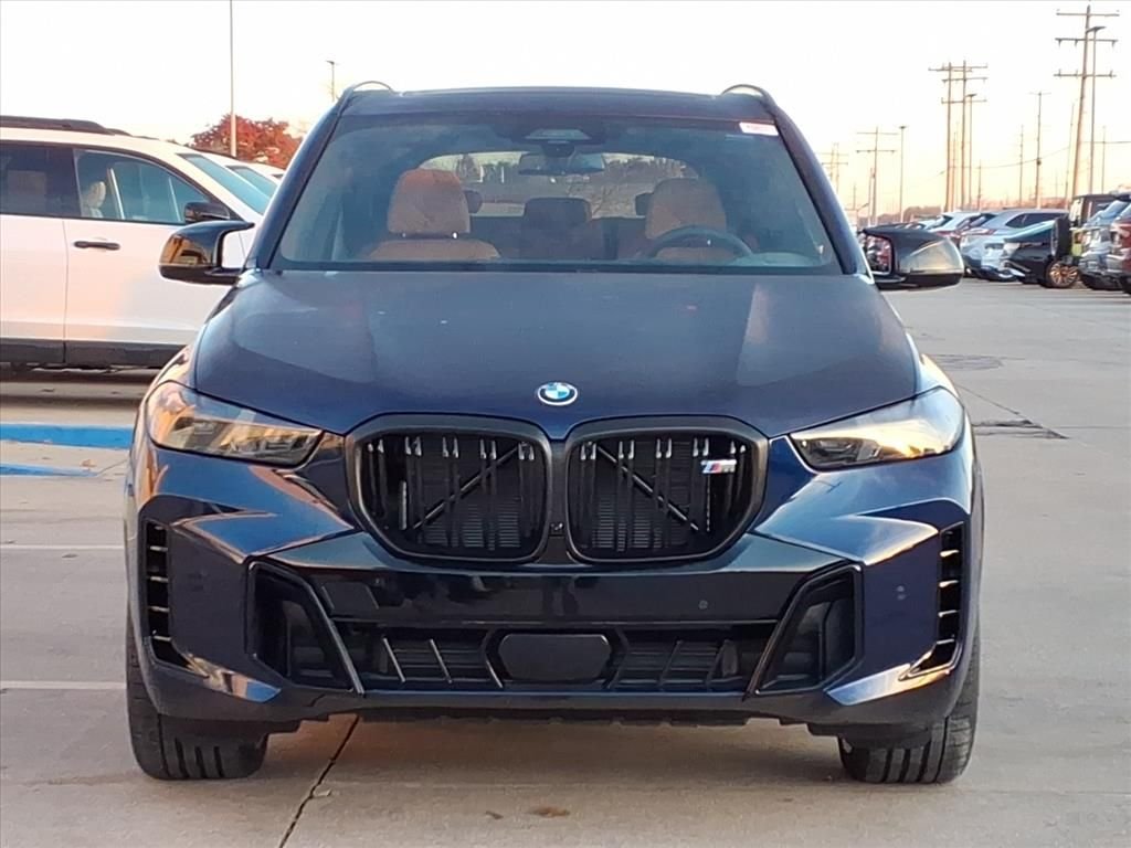 2026 BMW X5 M60i - Photo 16