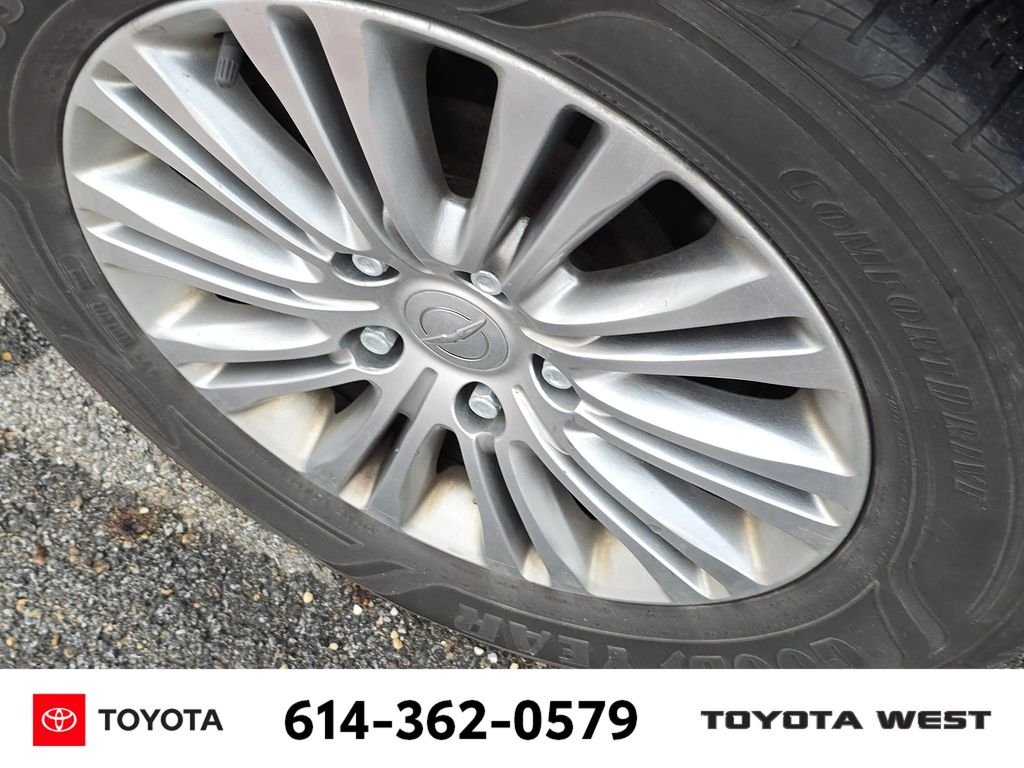 Used 2013 Black Chrysler Touring-L image 12