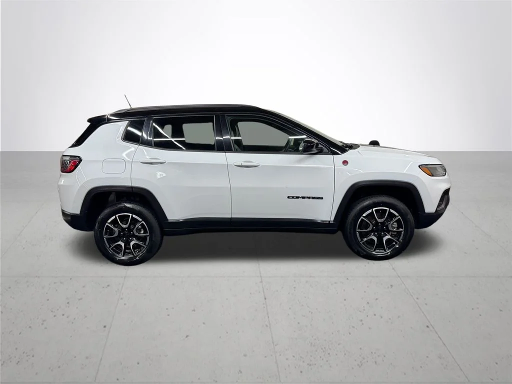 Used 2024 White Jeep Trailhawk image 8