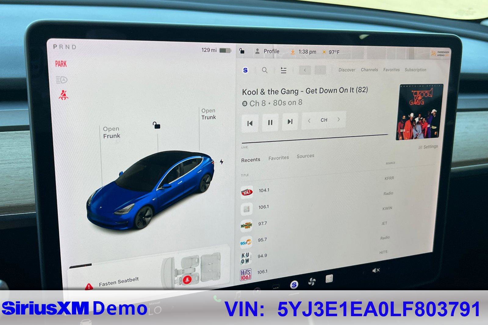 Used 2020 Deep Blue Metallic Tesla Standard Range Plus image 26