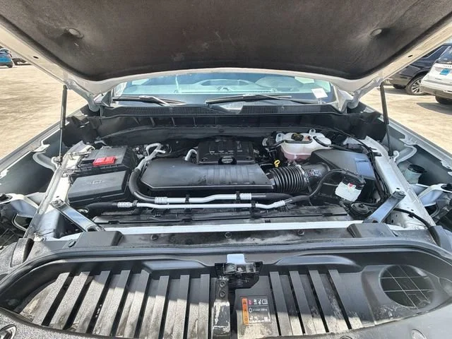 Used 2024 Summit White Chevrolet Custom image 29