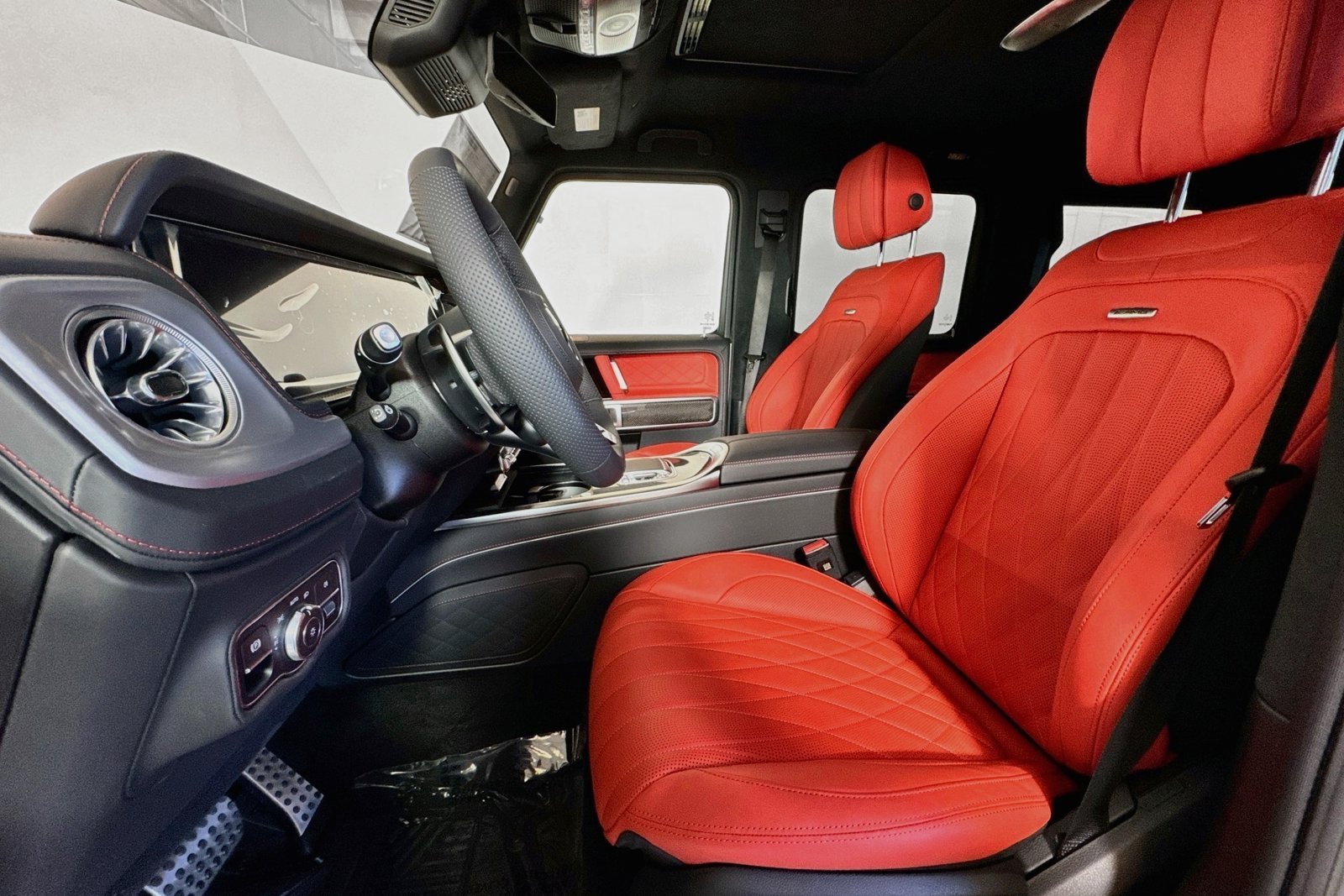 New 2027 Polar White Mercedes-Benz AMG® G 63 image 18