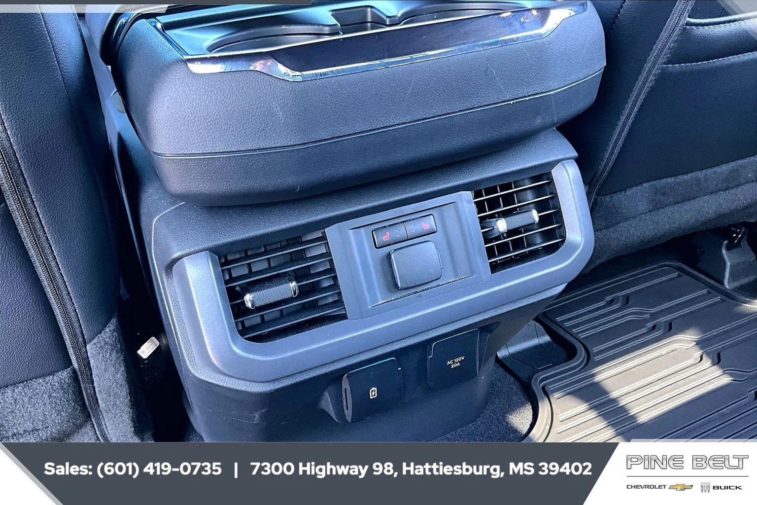 Used 2025 Marsh Gray Ford LARIAT image 25