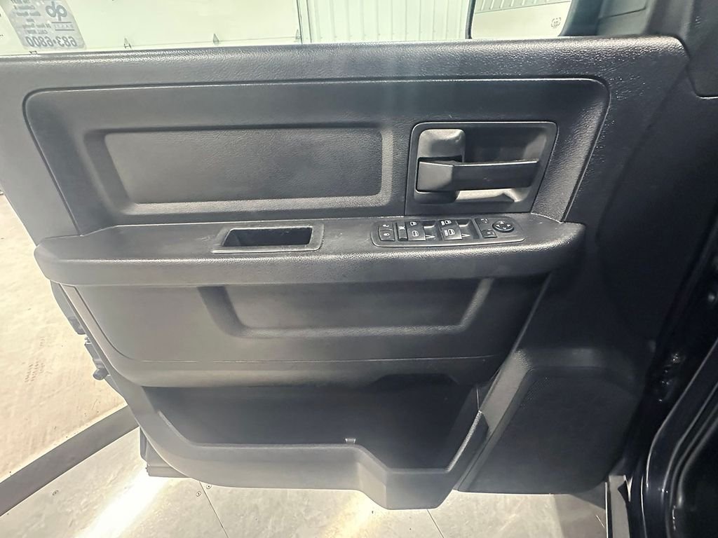 Used 2017 Gray Ram Express image 17