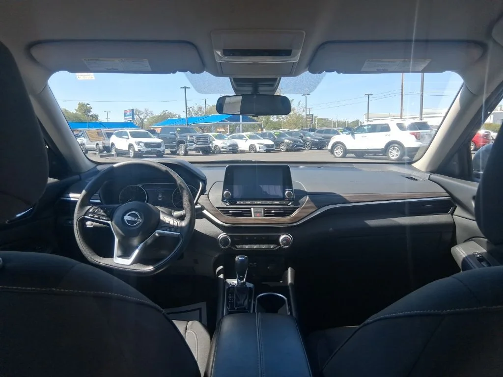 Used 2024 Black Nissan 2.5 SV image 14