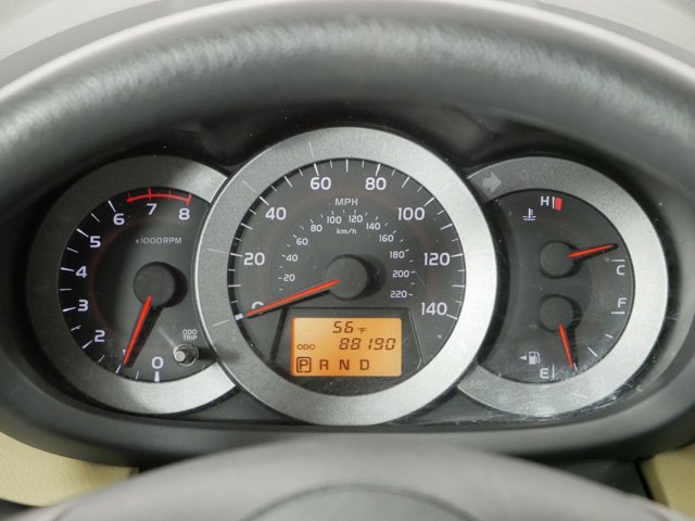 Used 2009 Super White Toyota w/ Extra Value Pkg image 20