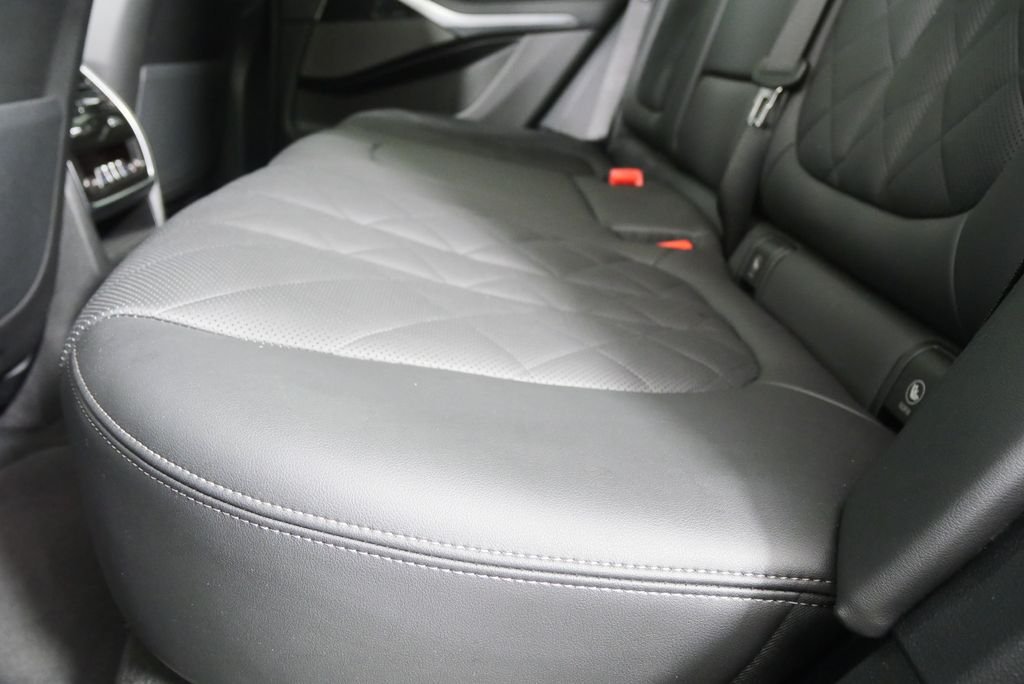 Certified Used 2026 Skyscraper Grey Metallic BMW sDrive40i image 13