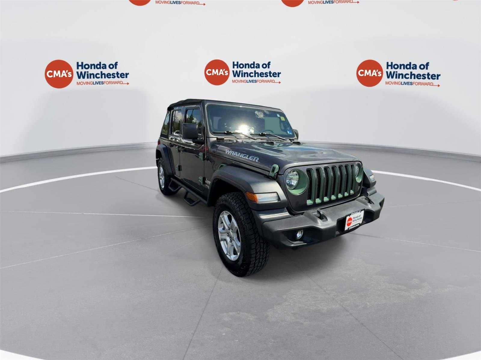 Used 2018 Granite Crystal Metallic Clearcoat Jeep Sport S image 5