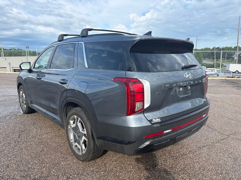 Used 2025 Steel / Graphite Hyundai XRT image 5