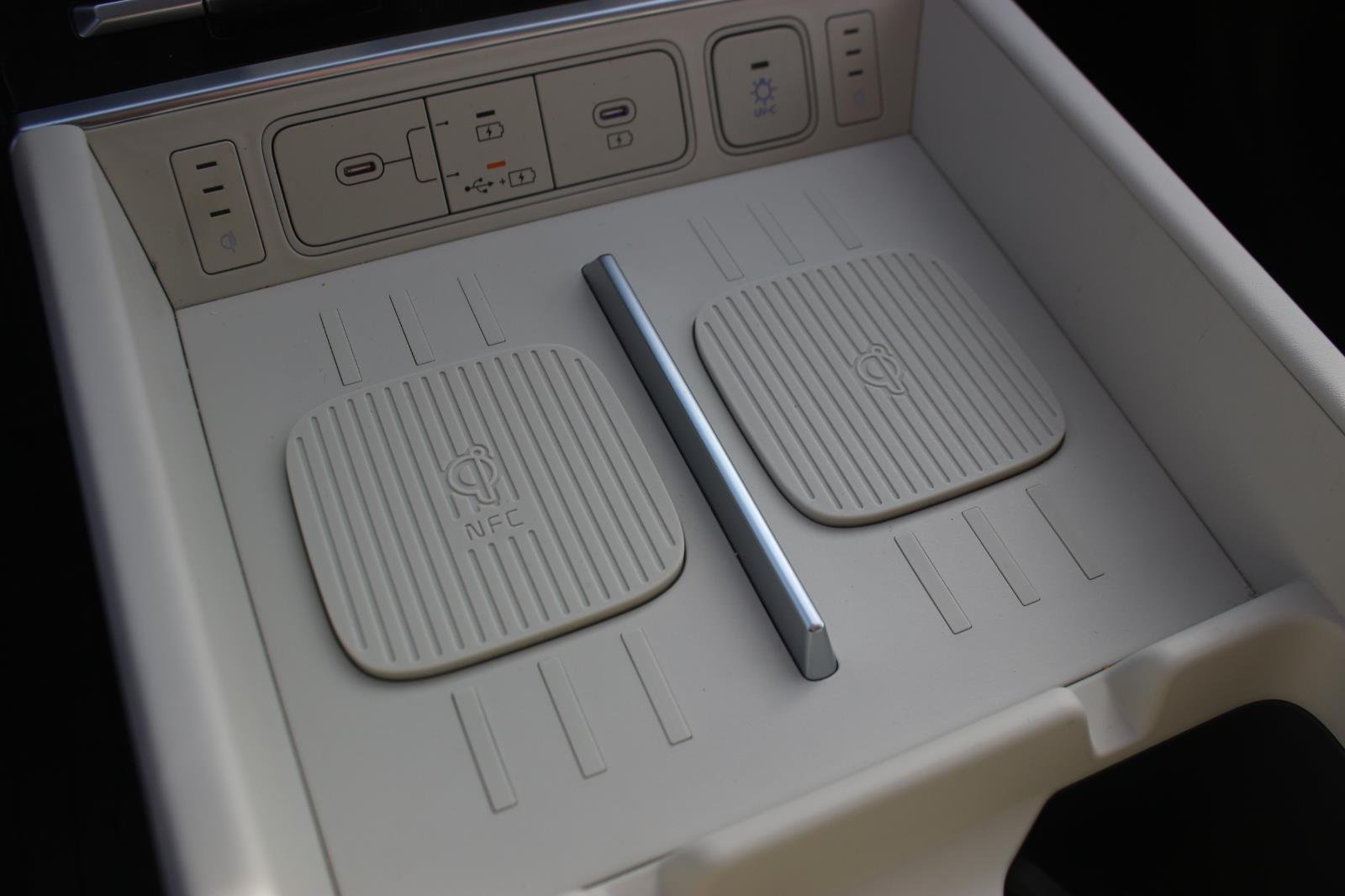 Used 2024 Ecotronic Gray Hyundai Calligraphy image 25