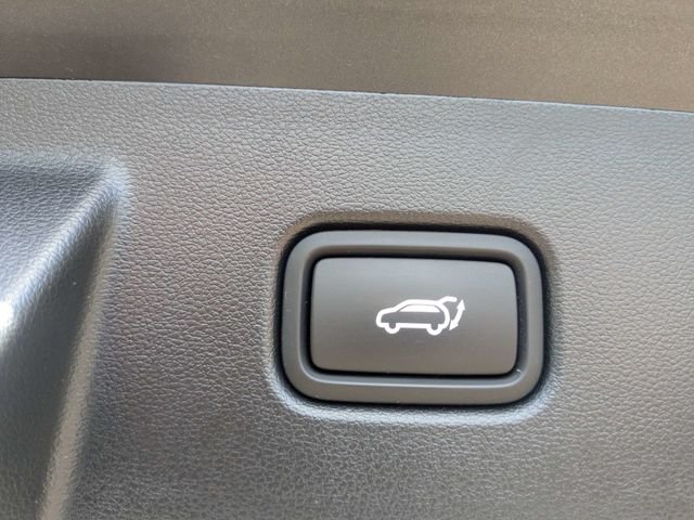 Used 2023 Gray Hyundai SEL image 13