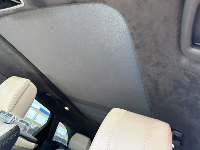 Used 2018 Gray Land Rover HSE R-Dynamic image 12