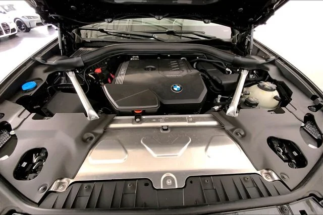 Used 2024 Dark Graphite Metallic BMW xDrive30i image 8