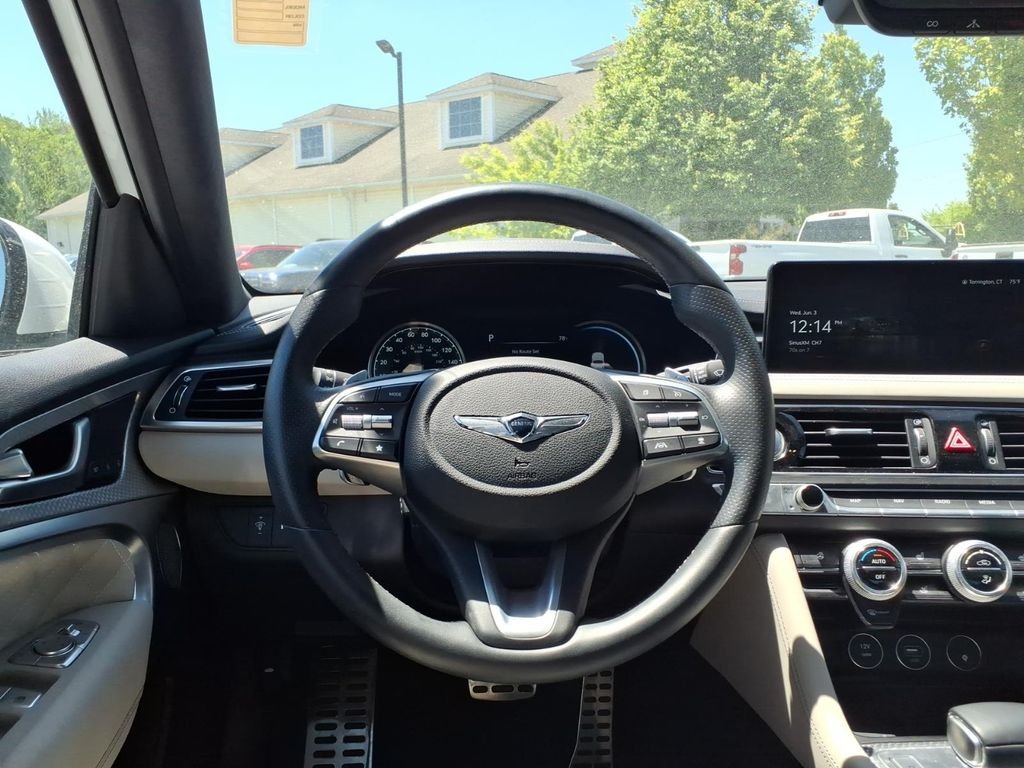 Used 2023 White Genesis 3.3T image 20