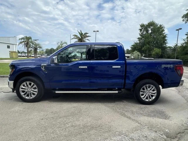 New 2026 Blue Ford XLT image 8